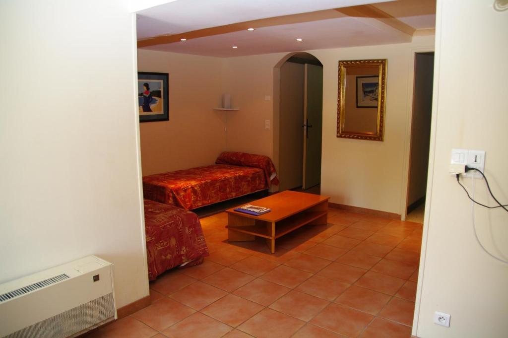 Residence Le Saint Victor Fontvieille Zimmer foto