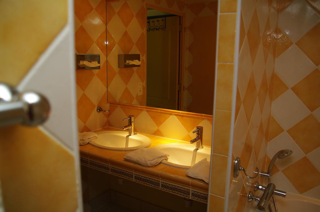 Residence Le Saint Victor Fontvieille Zimmer foto